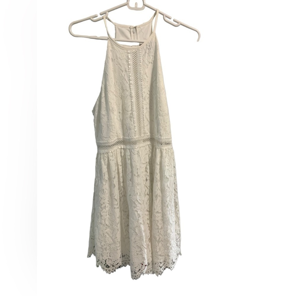 Do & Be Halter Lace Mini Dress White Size Large NWT . - Picture 2 of 6